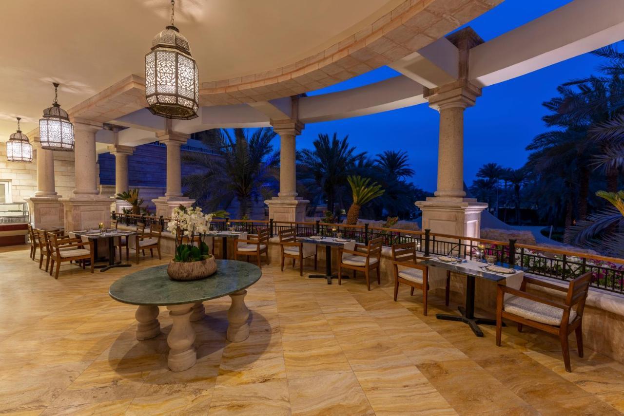 Movenpick Resort & Residences Aqaba Exterior photo